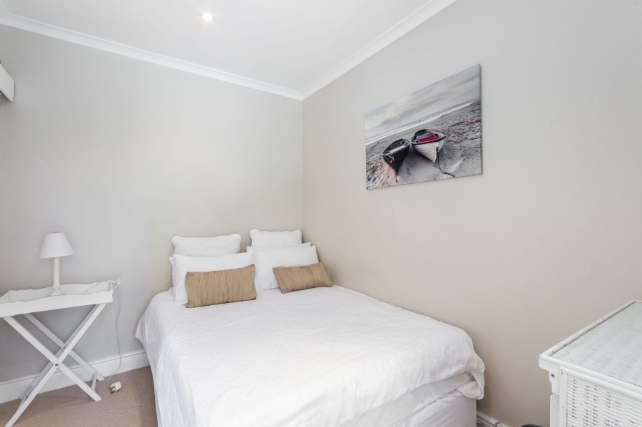 To Let 4 Bedroom Property for Rent in Camps Bay Western Cape